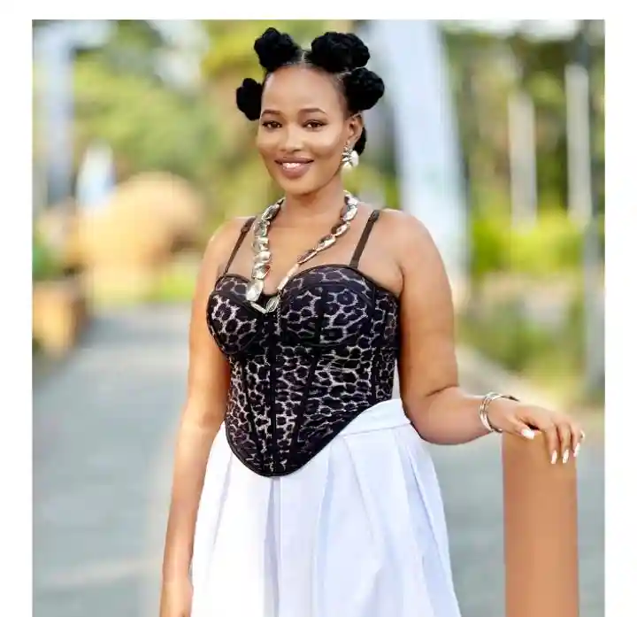 Butyabwe Nagwa Mu Love by Pretty Banks